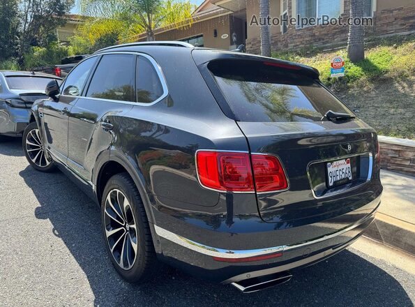 SJAAC2ZV6HC015264 2017 BENTLEY BENTAYGA Teal Przód prawy