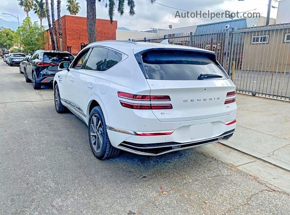 KMUHGESB6TU305586 2026 GENESIS GV80 White 