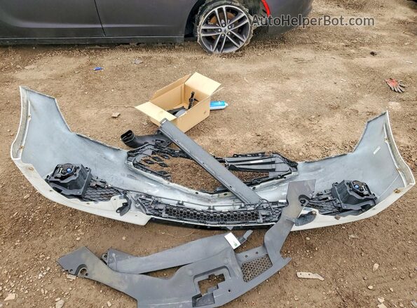 19UUB2F63KA000494 2019 ACURA TLX White ძრავის განყოფილების ხედი
