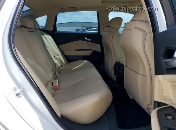 19UUB5F41RA000357 2024 ACURA TLX White Vista interior trasera