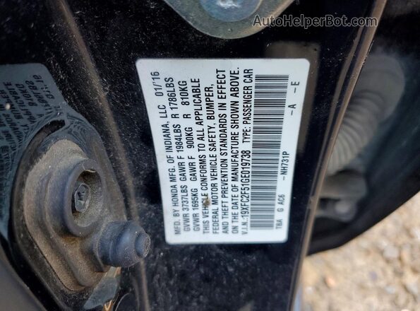 19XFC2F51GE019738 2016 HONDA CIVIC Black Vista del compartimento del motor