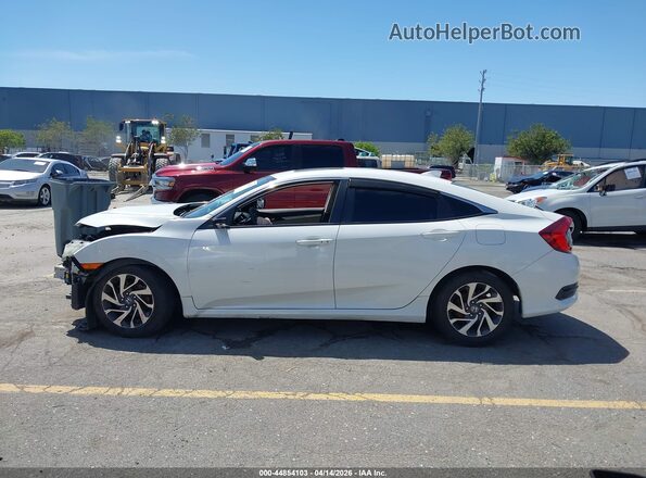 19XFC2F73HE201802 2017 HONDA CIVIC White 