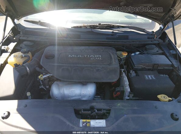 1C3CCCAB1GN145586 2016 CHRYSLER 200 Black Вид ззаду