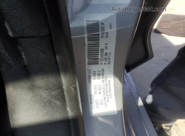 1C3CCCAB8GN136996 2022 CHRYSLER 200 Silver ძრავის განყოფილების ხედი