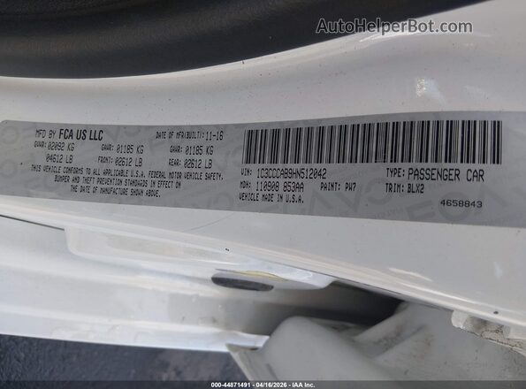 1C3CCCAB9HN512042 2017 CHRYSLER 200 White Вид підкапотного простору