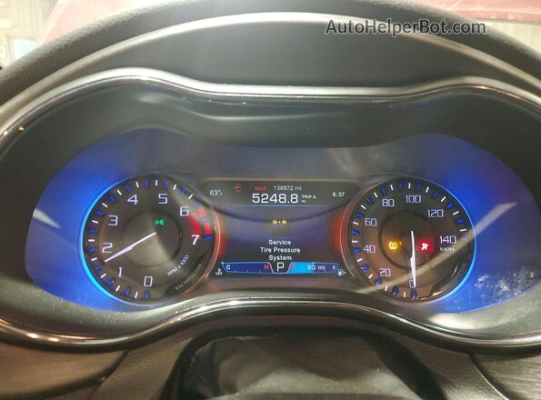 1C3CCCBB8GN161055 2016 CHRYSLER 200 Red Vista del cuadro de instrumentos