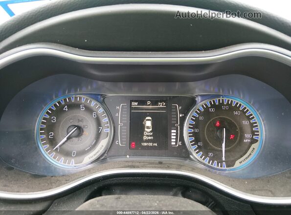 1C3CCCFB7GN153734 2016 CHRYSLER 200 Gray Rear seats view