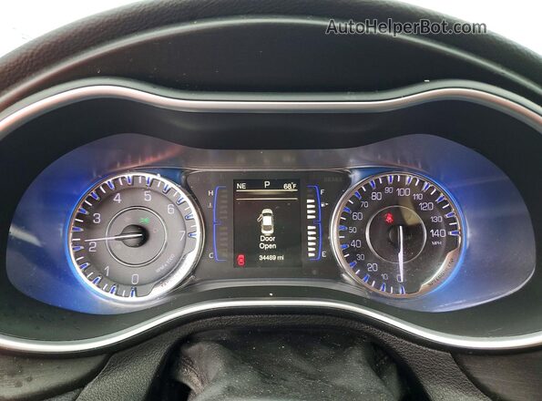 1C3CCCFB8HN505849 2017 CHRYSLER 200 Gray Widok zestawu wskaźników