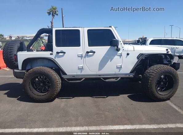 1C4HJWDG2GL162344 2016 JEEP WRANGLER UNLIMITED Белый Вид задней части салона