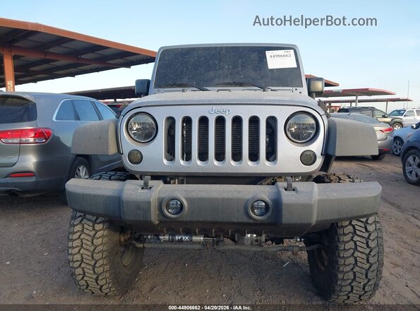 1C4HJWDG2GL177412 2016 JEEP WRANGLER UNLIMITED Gray Widok zestawu wskaźników