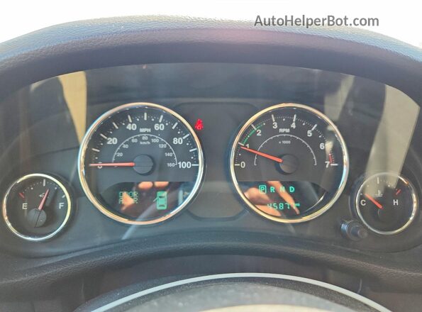 1C4HJWDG9GL295702 2016 JEEP WRANGLER Green Вид щитка приладів
