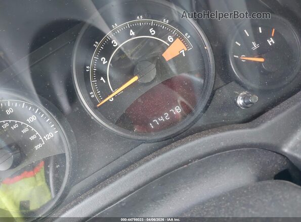 1C4NJCBA0HD147952 2017 JEEP COMPASS Black Widok tylnych siedzeń