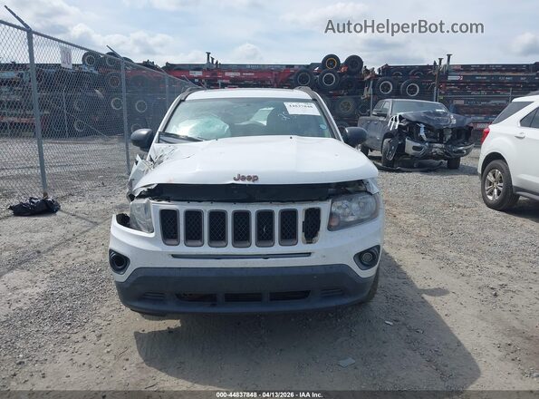 1C4NJCBB3GD726280 2016 JEEP COMPASS White Սալոնի հետևի տեսք