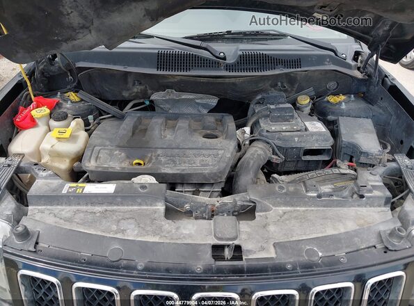 1C4NJDBB1HD107006 2017 JEEP COMPASS Black Widok z tyłu