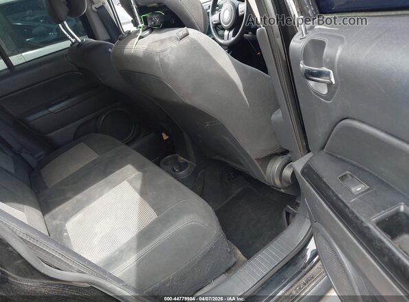 1C4NJDBB1HD107006 2017 JEEP COMPASS Black Widok naklejki z numerem VIN