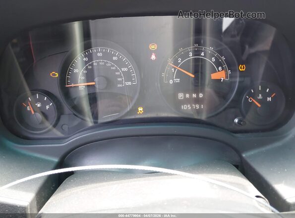 1C4NJDBB1HD107006 2017 JEEP COMPASS Black Widok tylnych siedzeń