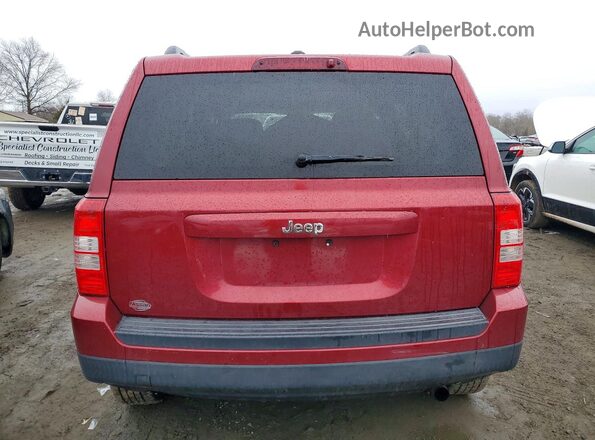 1C4NJPBA3GD636738 2016 JEEP PATRIOT Maroon Вид ззаду