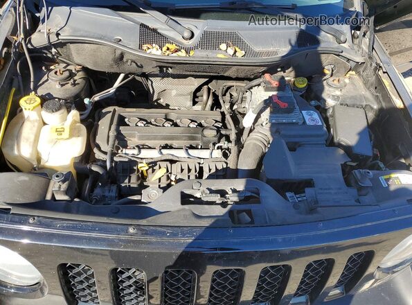 1C4NJPBA9GD811624 2016 JEEP PATRIOT Black Widok komory silnika