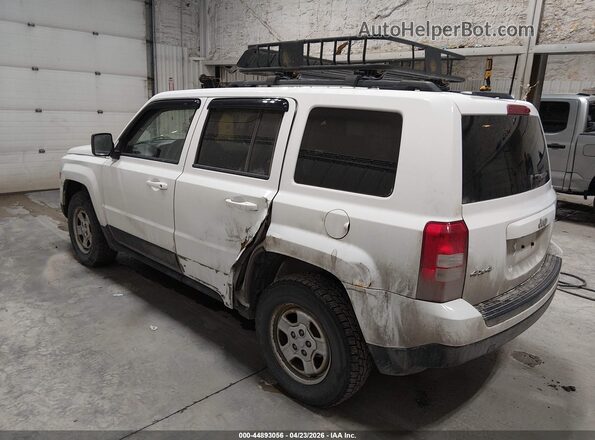 1C4NJRBB7GD668855 2016 JEEP PATRIOT Белый Задняя левая четверть
