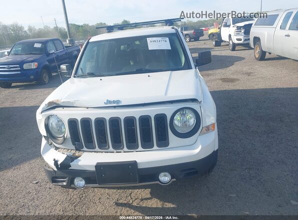1C4NJRFB8GD731018 2016 JEEP PATRIOT White Vista del cuadro de instrumentos