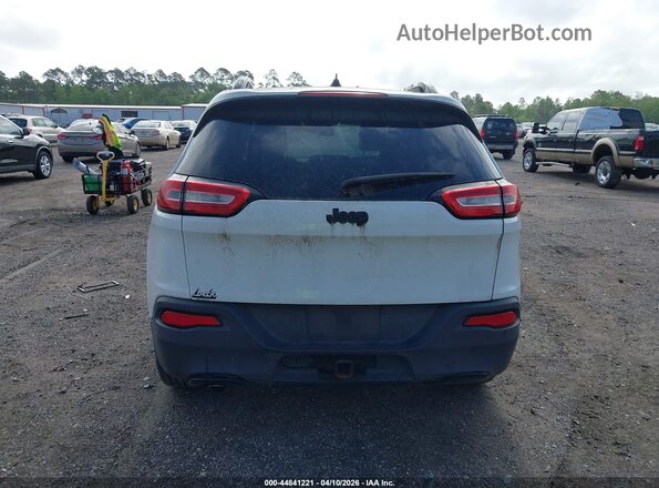 1C4PJLAB2HW502417 2017 JEEP CHEROKEE White 