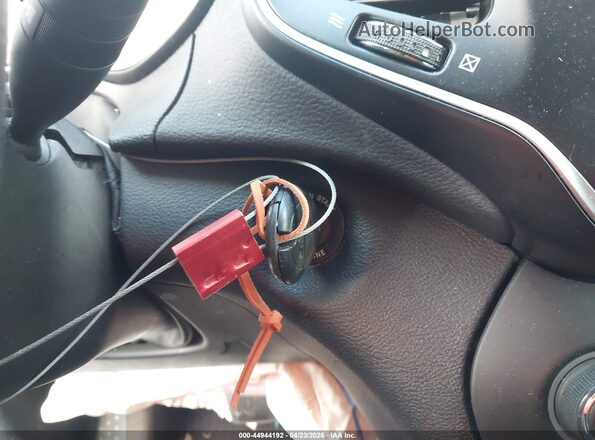 1C4PJLCB1KD143464 2019 JEEP CHEROKEE Red Առջևի վահանակի տեսք