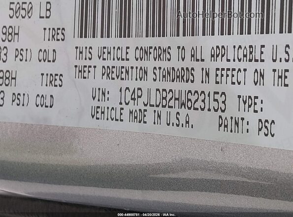 1C4PJLDB2HW623153 2017 JEEP CHEROKEE Silver Widok komory silnika