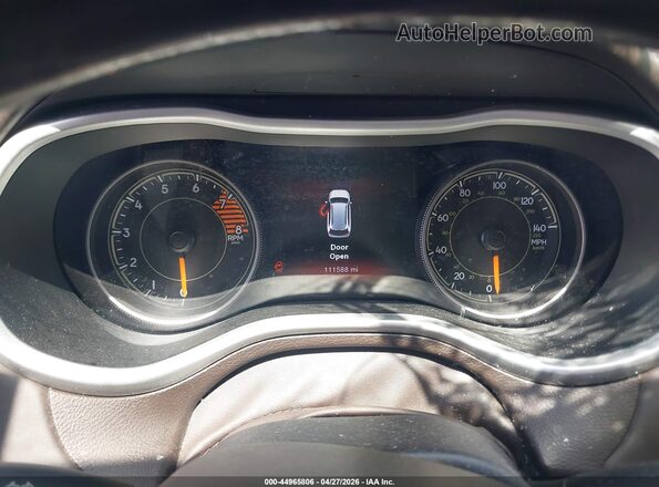 1C4PJLJS8HW610511 2017 JEEP CHEROKEE Red 