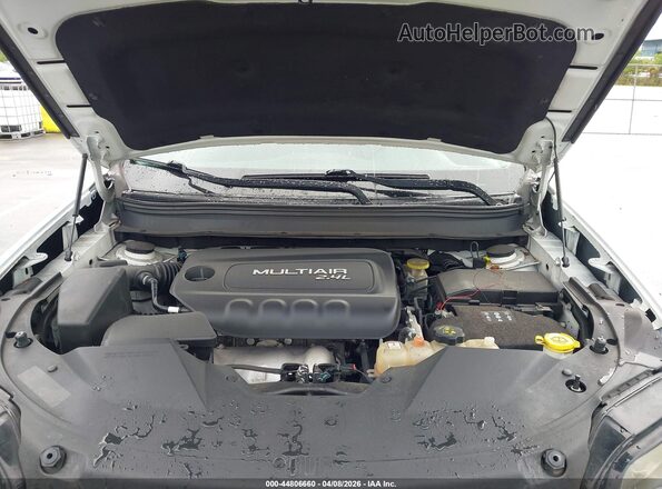 1C4PJLLB2KD232783 2019 JEEP CHEROKEE White Rear view