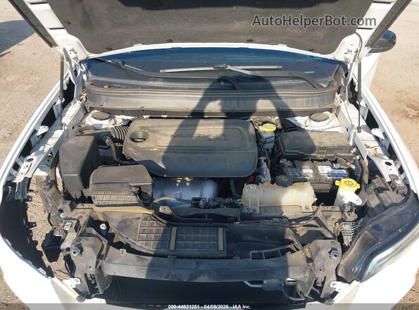 1C4PJLLB3KD232842 2019 JEEP CHEROKEE White Հետևի տեսք