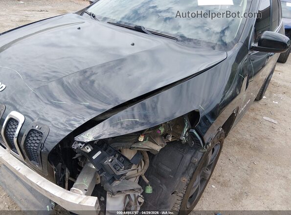1C4PJLLX5JD524843 2018 JEEP CHEROKEE Black Widok z przodu