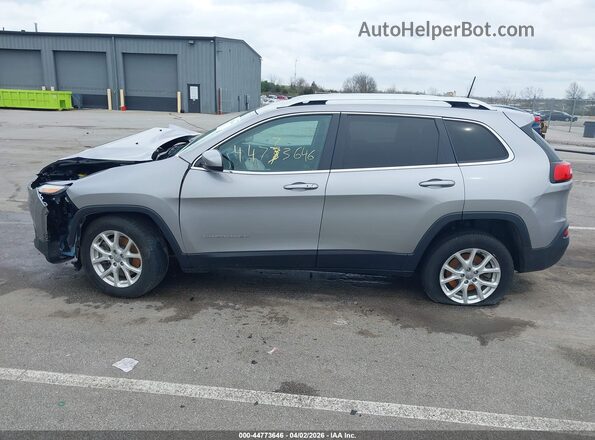 1C4PJLLX6JD557026 2018 JEEP CHEROKEE Gray Սալոնի 360 աստիճան տեսք