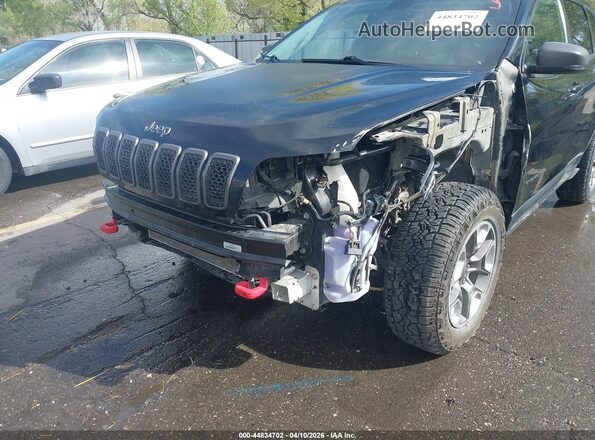 1C4PJMBX8KD359718 2019 JEEP CHEROKEE Black Widok z przodu