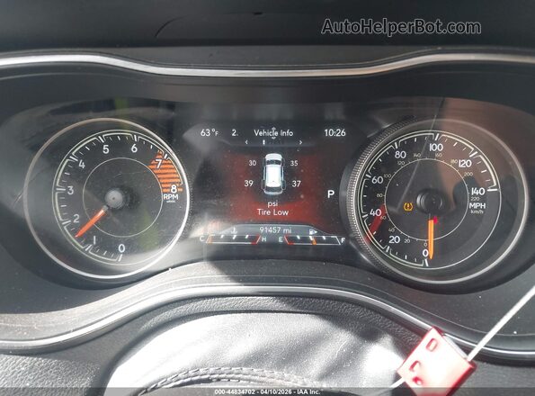 1C4PJMBX8KD359718 2019 JEEP CHEROKEE Black Widok tylnych siedzeń