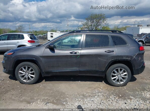 1C4PJMCB8JD586571 2018 JEEP CHEROKEE Gray Widok wnętrza 360 stopni