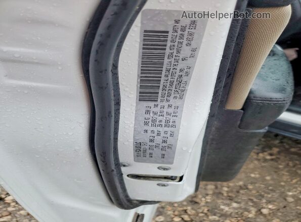 1C4PJMCS3HW657044 2017 JEEP CHEROKEE White Widok naklejki z numerem VIN