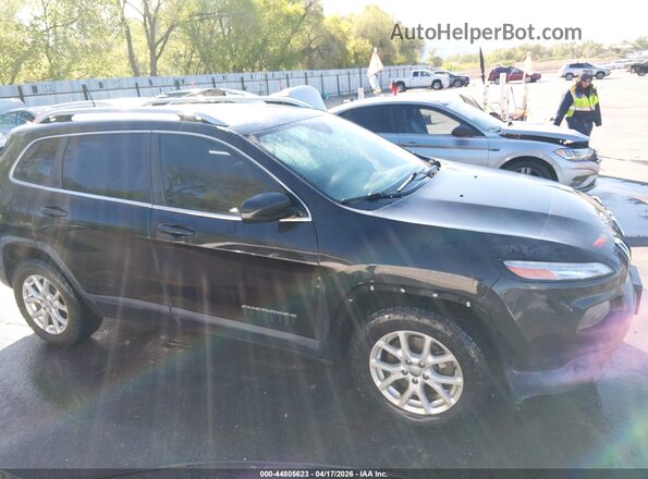 1C4PJMCS5GW170121 2016 JEEP CHEROKEE Black Вид задньої частини салону