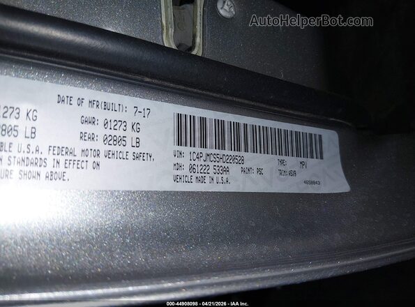1C4PJMCS5HD220528 2017 JEEP CHEROKEE Silver Widok komory silnika