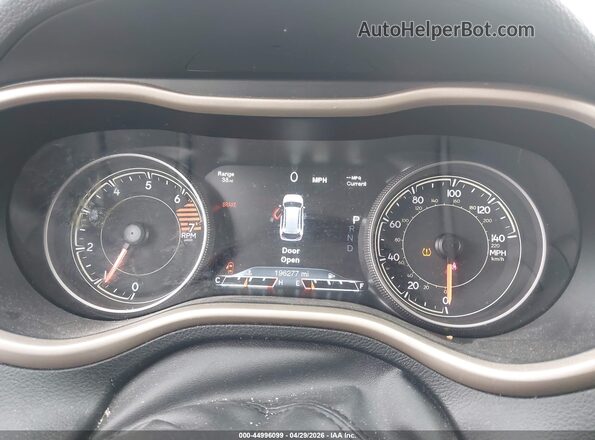1C4PJMDB3HW524718 2017 JEEP CHEROKEE Белый Вид задних сидений