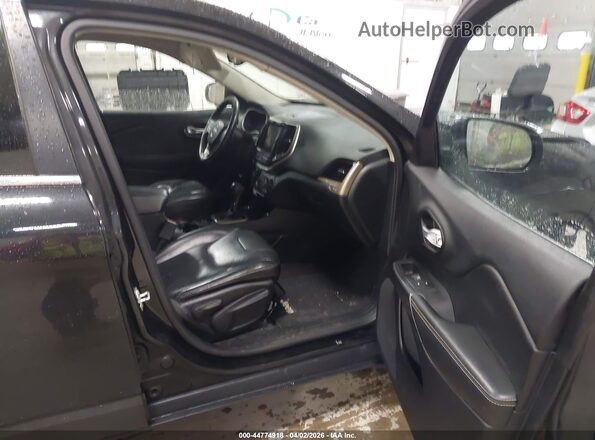 1C4PJMDBXGW337748 2016 JEEP CHEROKEE Gray Front interior view