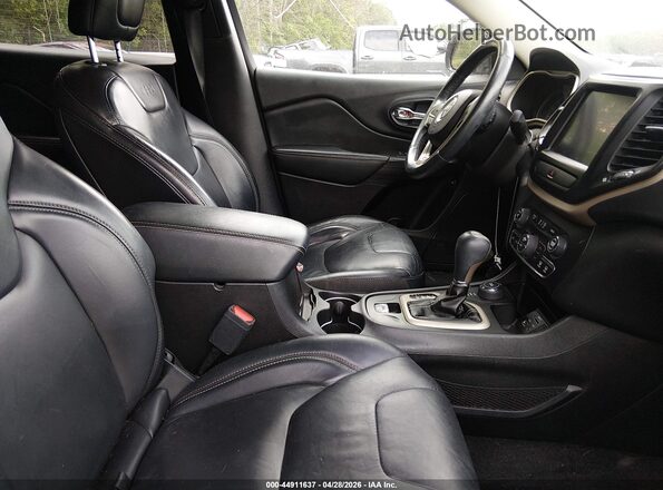 1C4PJMDS4HW531841 2017 JEEP CHEROKEE Gray Вид салону спереду