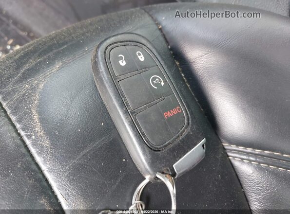 1C4PJMDS6HW605602 2017 JEEP CHEROKEE Black Widok deski rozdzielczej