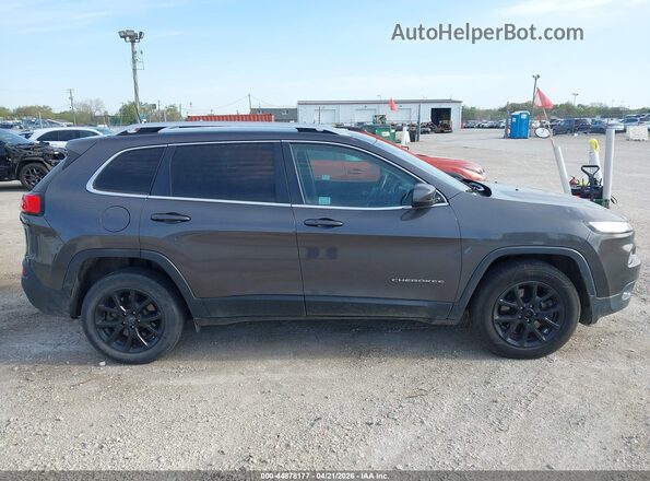 1C4PJMLB3JD578409 2018 JEEP CHEROKEE Gray Rear interior view