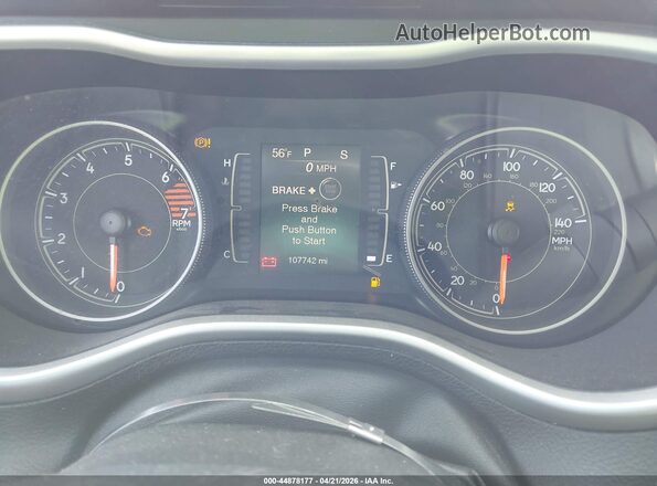 1C4PJMLB3JD578409 2018 JEEP CHEROKEE Gray Rear seats view