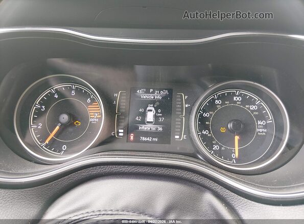 1C4PJMLB5KD287301 2019 JEEP CHEROKEE Silver Vista de los asientos traseros