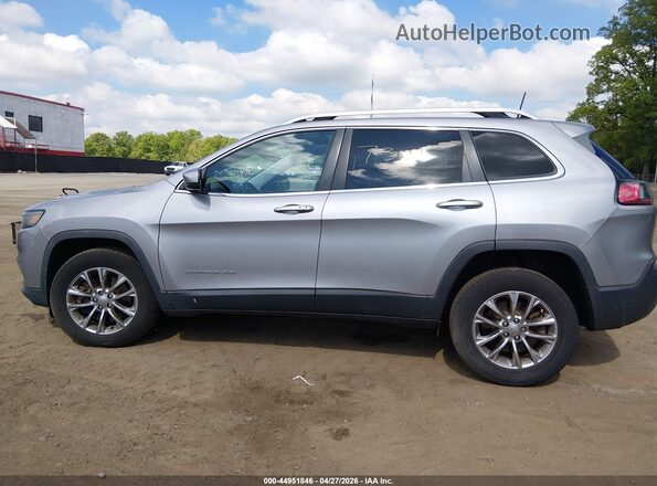 1C4PJMLB5KD287301 2019 JEEP CHEROKEE Silver Vista interior de 360 grados
