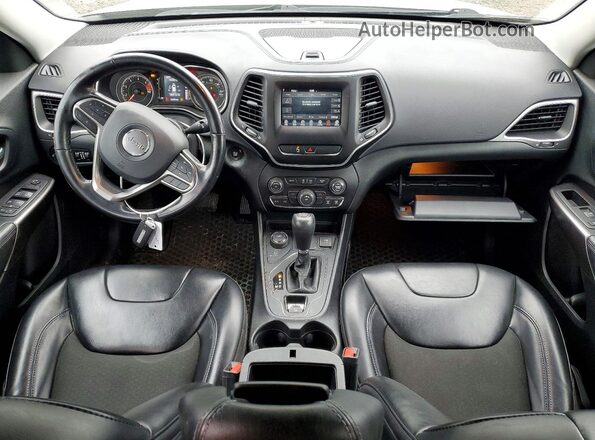 1C4PJMLB8LD587027 2020 JEEP CHEROKEE Серебряный Вид панели приборов