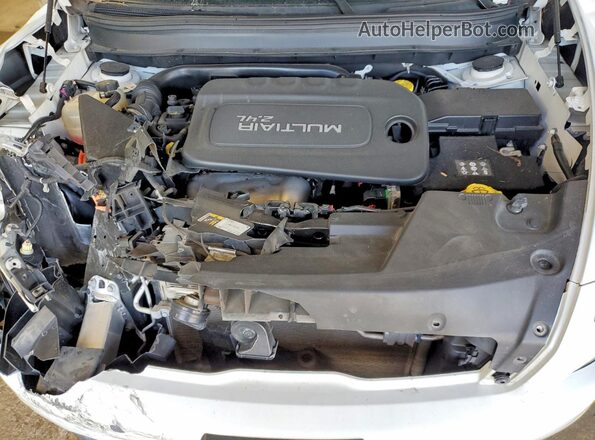 1C4PJMLB9JD601367 2018 JEEP CHEROKEE White Widok komory silnika