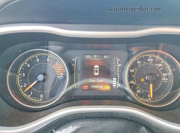 1C4PJMLX1JD527292 2018 JEEP CHEROKEE White ხელსაწყოთა პანელის ხედი