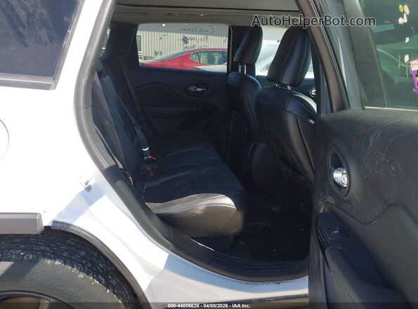 1C4PJMMB7PD100422 2023 JEEP CHEROKEE White Вид наклейки з VIN-кодом